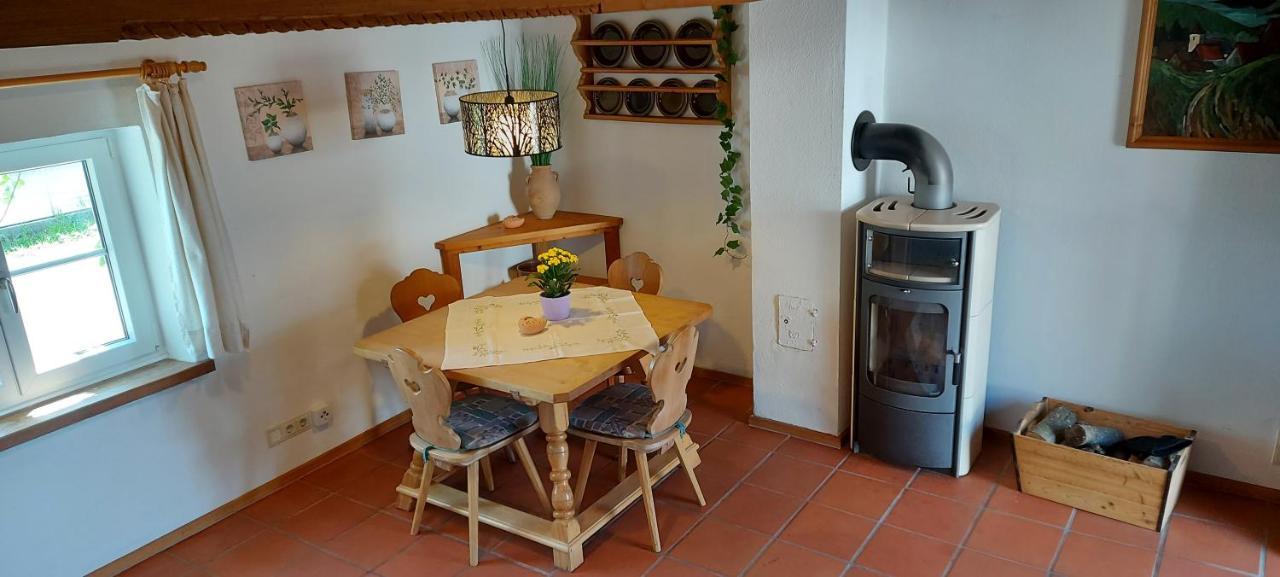 Ruhig Gelegene Im Gruenen Mit Terrasse Und Kleinem Garten *